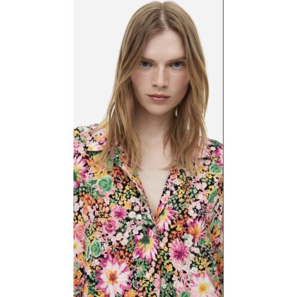 H&M Floral Loose Fit Resort Shirt Black/Floral Womens Size S - Picture 3 of 14
